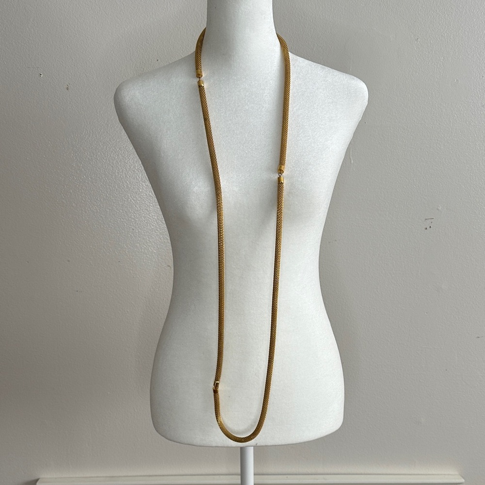 Elegant Gold Necklace for Women